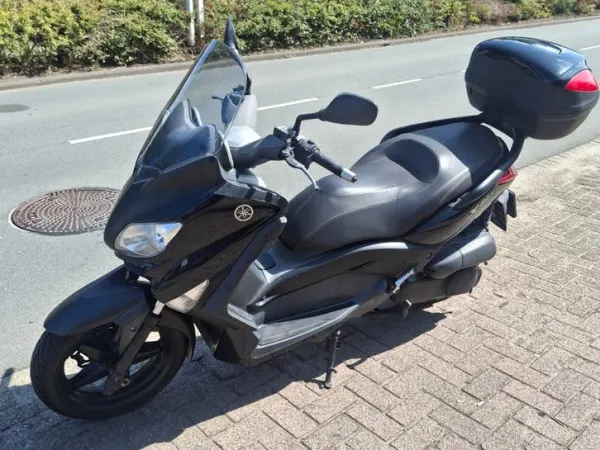 2011 Yamaha x Max 250 2011 - € 1.500 (1/1)