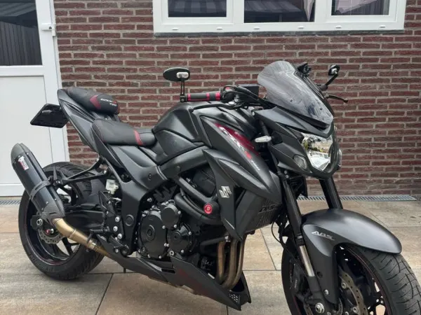 Bouwjaar onbekend Suzuki GSX-S 750 - € 7.500 · Bieden (1/1)