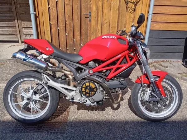 2009 Ducati Monster 1100-Rijklaar-Nieuwstaat - € 5.700 (1/1)