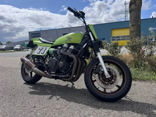 1996 Honda CB750 Flattrack Scrambler-Volledig Custom - €3,975 · Bidding (1/1)