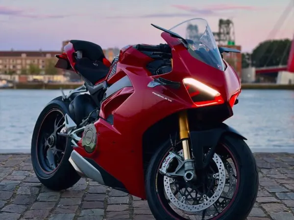 Year unknown Ducati Panigale V4 S - €22,500 (1/1)