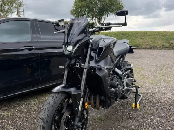 2023 Yamaha MT 09 - € 9.555 · Bieden (1/1)