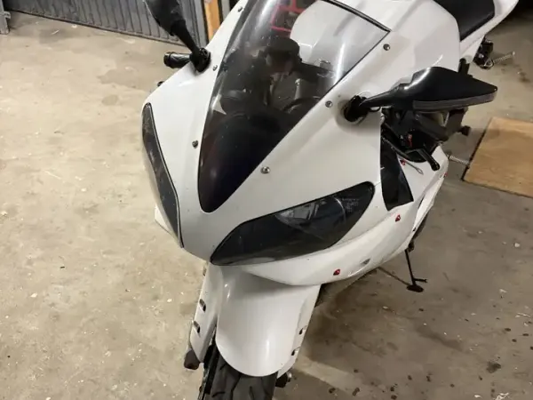 1999 Yamaha YZF-R1 - € 3.750 (1/1)