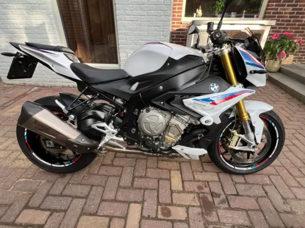 2017 BMW S 1000 R - € 10.850 (1/1)