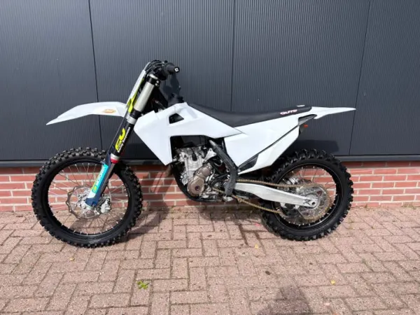 2021 Husqvarna FC 250 - €4,500 · Bidding (1/1)