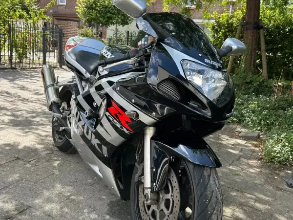 2003 Suzuki GSX-R 600 - €2,600 (1/1)