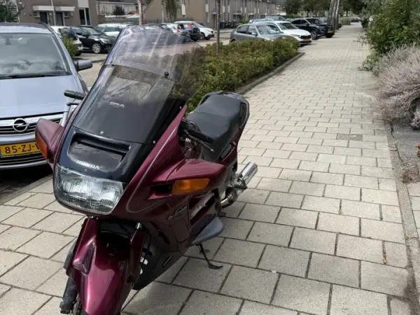 2000 Honda ST 1100 - € 1.900 · Bieden (1/1)