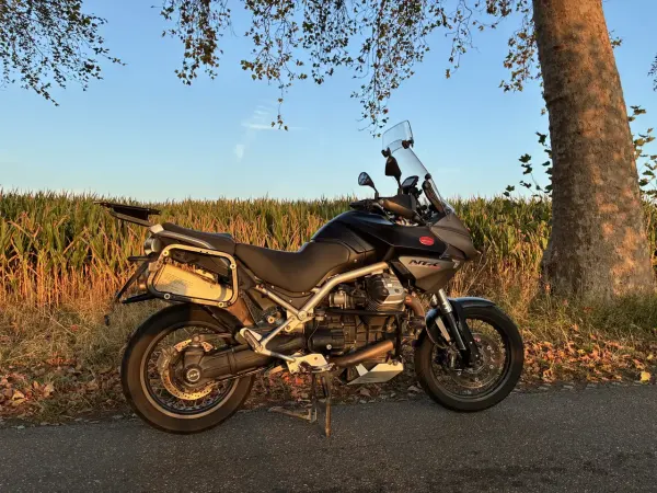 2012 Moto Guzzi Stelvio 1200 - € 5.200 (1/1)