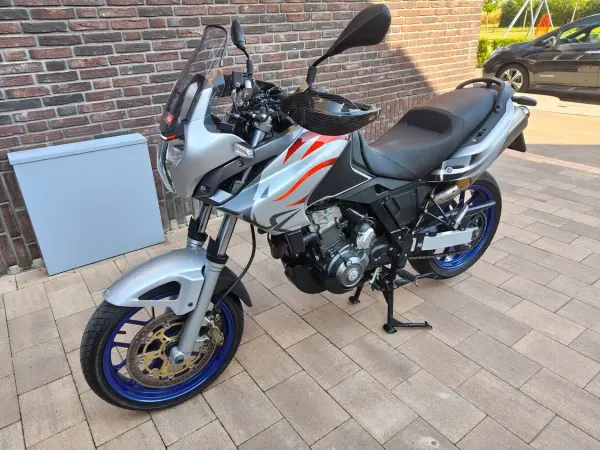 2009 Aprilia Pegaso 650 - €3,750 (1/1)