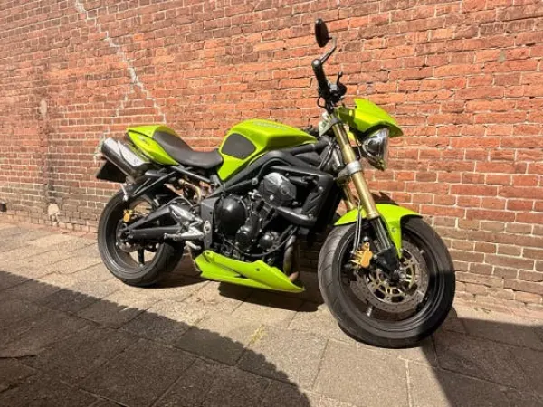 2007 Triumph Street Triple 675-Opvallend en Krachtig - € 3.799 · Bieden (1/1)