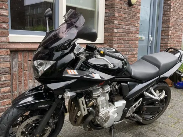 2008 Suzuki Bandit 650 - € 2.450 · Bieden (1/1)