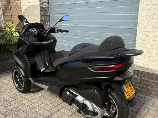 Bouwjaar onbekend Piaggio MP3 500 - € 3.750 · Bieden (1/1)