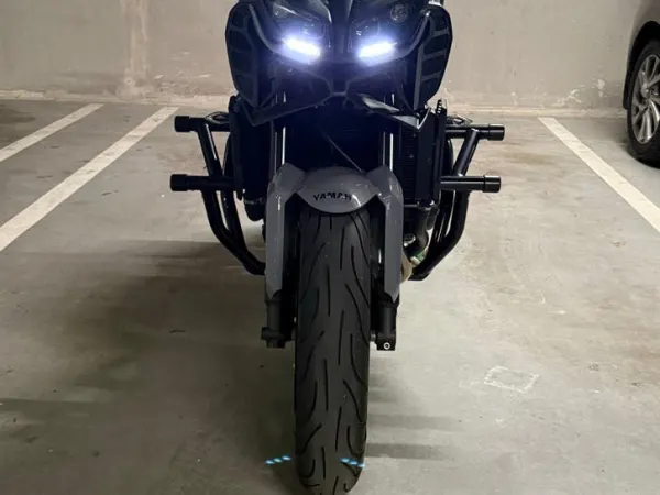 Bouwjaar onbekend Yamaha MT 09 - € 9.250 · Bieden (1/1)
