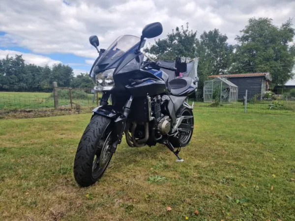 Bouwjaar onbekend Kawasaki Z750S - € 2.200 · Bieden (1/1)