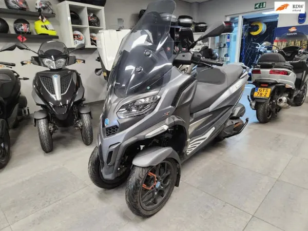 2023 Piaggio MP3 530 - € 8.999 (1/1)