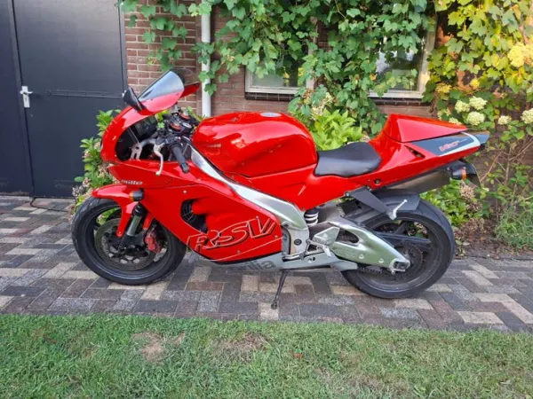 2002 Aprilia RSV Mille - € 2.150 · Bieden (1/1)