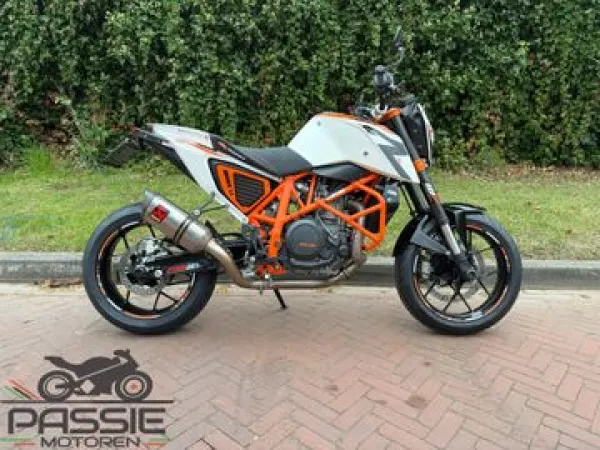 2013 KTM 690 Duke R ABS - € 4.495 (1/1)