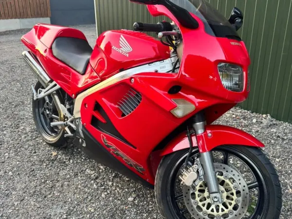 1996 Honda VFR 750 - Bieden (1/1)