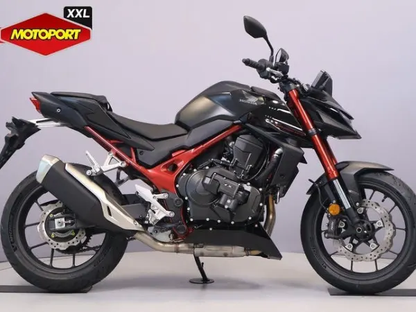 2026 Honda CB 750 Hornet E-Clutch (bj 2026) - € 9.999 · Bieden (1/1)