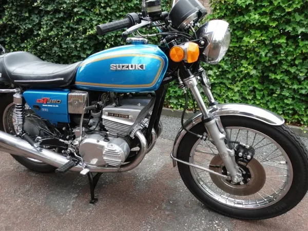 1976 Suzuki GT 380 - €6,995 (1/1)