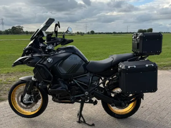 2021 BMW R 1250 GS Adventure Triple Black - € 21.490 · Bieden (1/1)