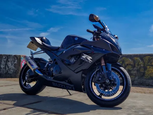 2005 Suzuki GSX-R 1000 - Bidding (1/1)