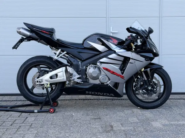 2005 Honda CBR 600 RR - €6,600 (1/1)