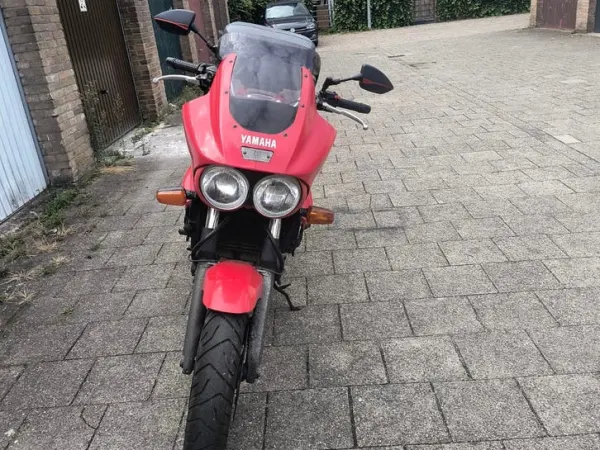 1992 Yamaha TDM 850 - € 699 · Bieden (1/1)