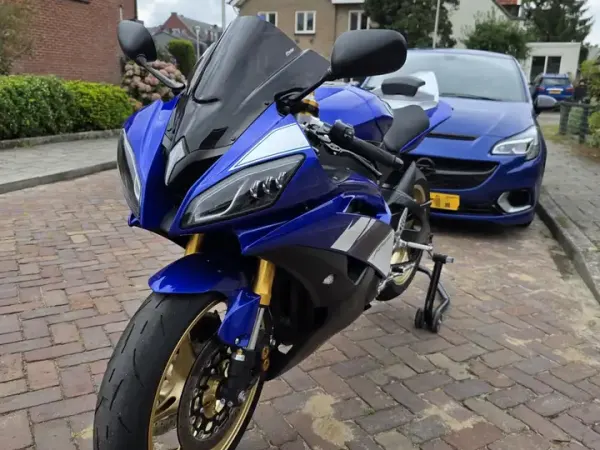 2008 Yamaha YZF-R6 - €9,500 (1/1)