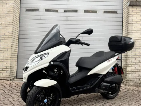 2020 Piaggio MP3 2020 en 2026 Demo Voertuigen Super Aanbiedingen - € 4.999 (1/1)