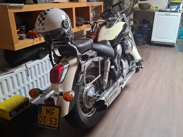 2001 Honda Shadow 750 - € 3.250 (1/1)