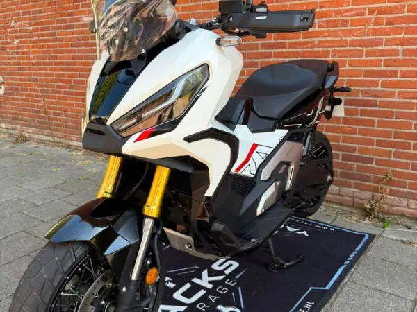 2023 Honda X-ADV - €12,500 (1/1)