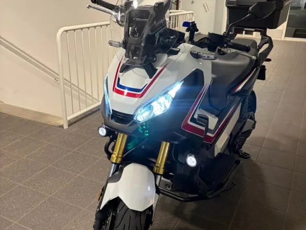 Year unknown Honda X-ADV - €8,200 · Bidding (1/1)