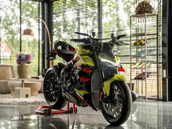 2024 Ducati Streetfighter - €59,950 (1/1)