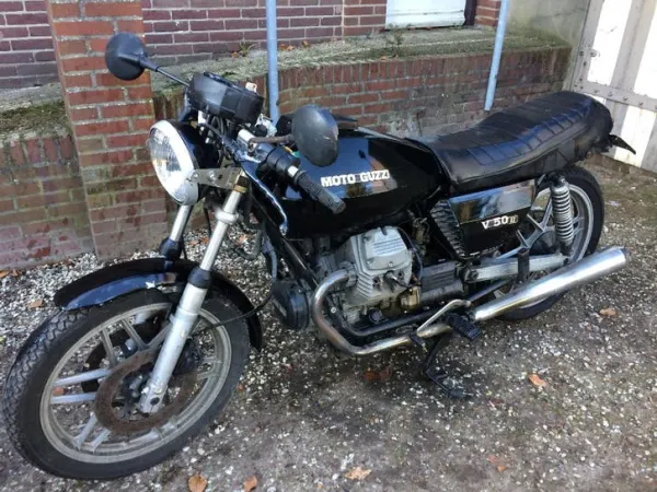 1980 Moto Guzzi V 50 - €1,950 · Bidding (1/1)
