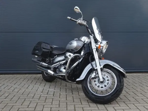 Year unknown Suzuki Intruder C 800 - €3,999 · Bidding (1/1)
