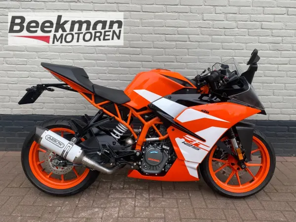 2017 KTM RC 125 - € 3.999 (1/1)