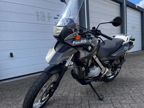 2004 BMW F650 GS 2004 Facelift (of 3x €817,-0% rente) - € 2.400 · Bieden (1/1)