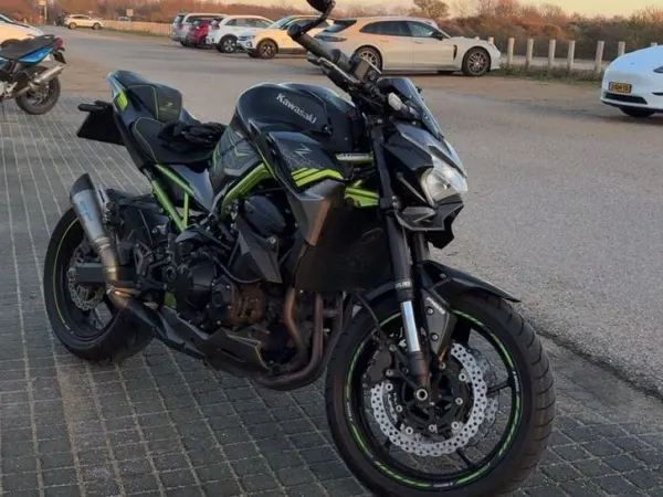 2020 Kawasaki Z 900 - €7,850 · Bidding (1/1)