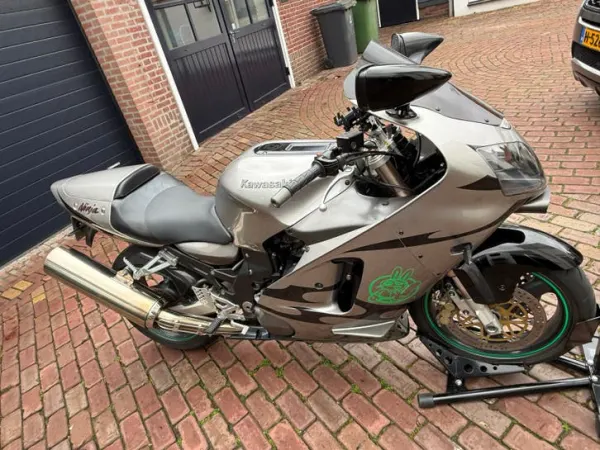 Bouwjaar onbekend Kawasaki Ninja ZX-12R - € 3.250 (1/1)