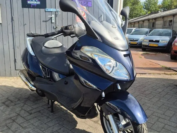2007 Aprilia Atlantic 500 - €1,717 · Bidding (1/1)