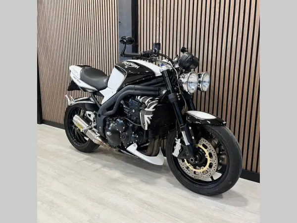 2010 Triumph Speed Triple - €7,350 (1/1)