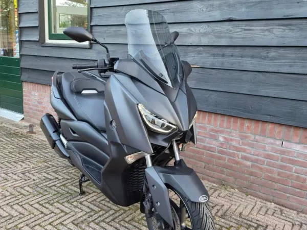 2020 Yamaha X Max 300 - € 5.250 · Bieden (1/1)