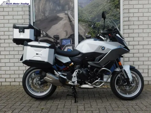 Bouwjaar onbekend BMW F 900 XR, Incl 3 Delige Kofferset (bj 2022) 11,350 km - € 11.990 (1/1)