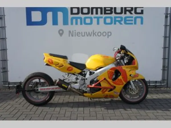 1996 Honda CBR 900 RR Fireblade - € 3.790 (1/1)