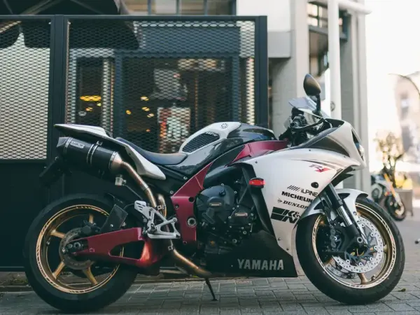 2008 Yamaha YZF-R1 - €7,000 (1/1)
