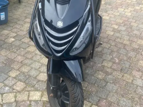 2016 Piaggio Zip 50 - € 1.500 (1/1)