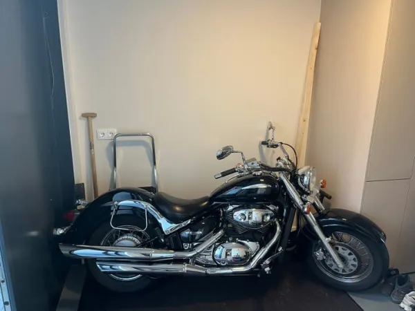 Bouwjaar onbekend Suzuki VL 800 - € 4.000 · Bieden (1/1)