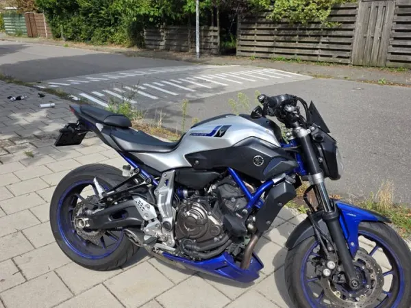 2016 Yamaha MT-07 - €5,600 · Bidding (1/1)