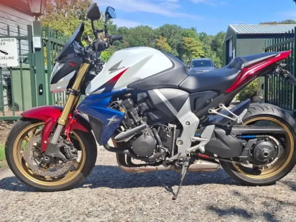 2011 Honda CB1000R Tricolor - €6,500 · Bidding (1/1)